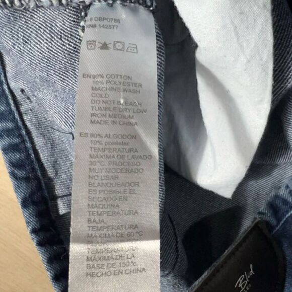 Denim Blvd. High Waisted Straight Leg Jeans, Front Seam Detail, Junior’s Size 5 - Picture 8 of 11